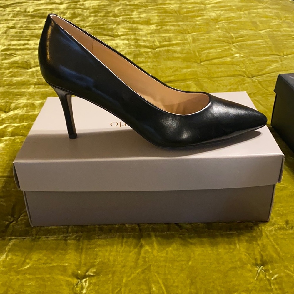 NWT Franco Sarto Bellini Pointed Heels- Size 10